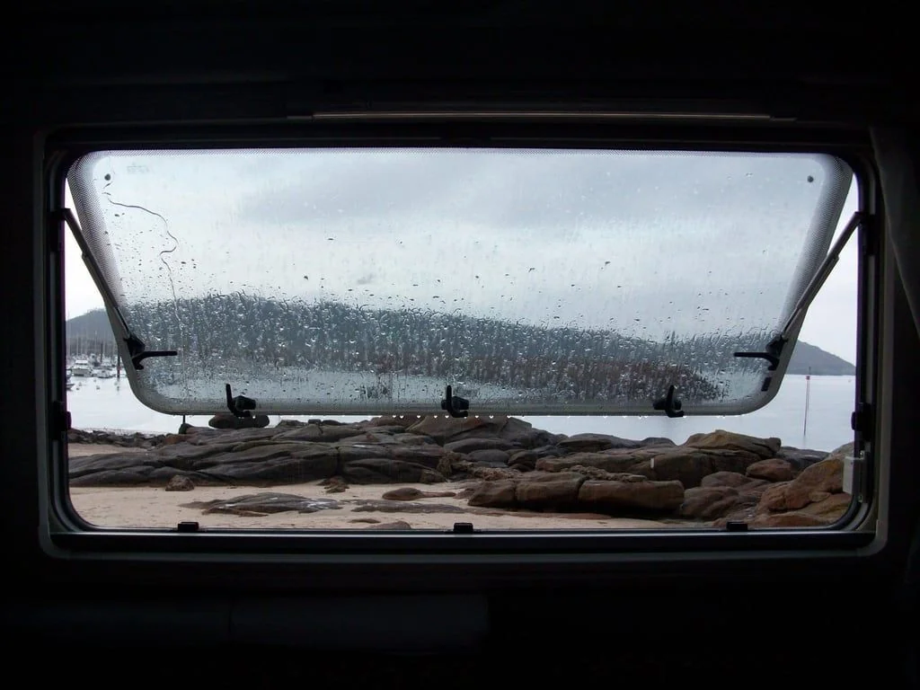 Fenster aus Acrylglas im Wohnmobil